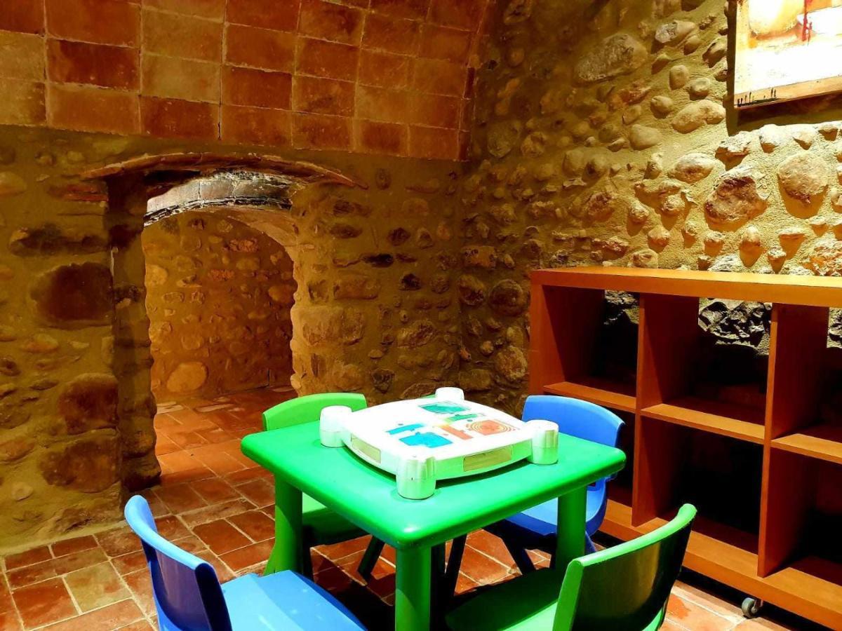 Cabanelles Masia Para Grupos Con Piscina Privada28 Pax מראה חיצוני תמונה